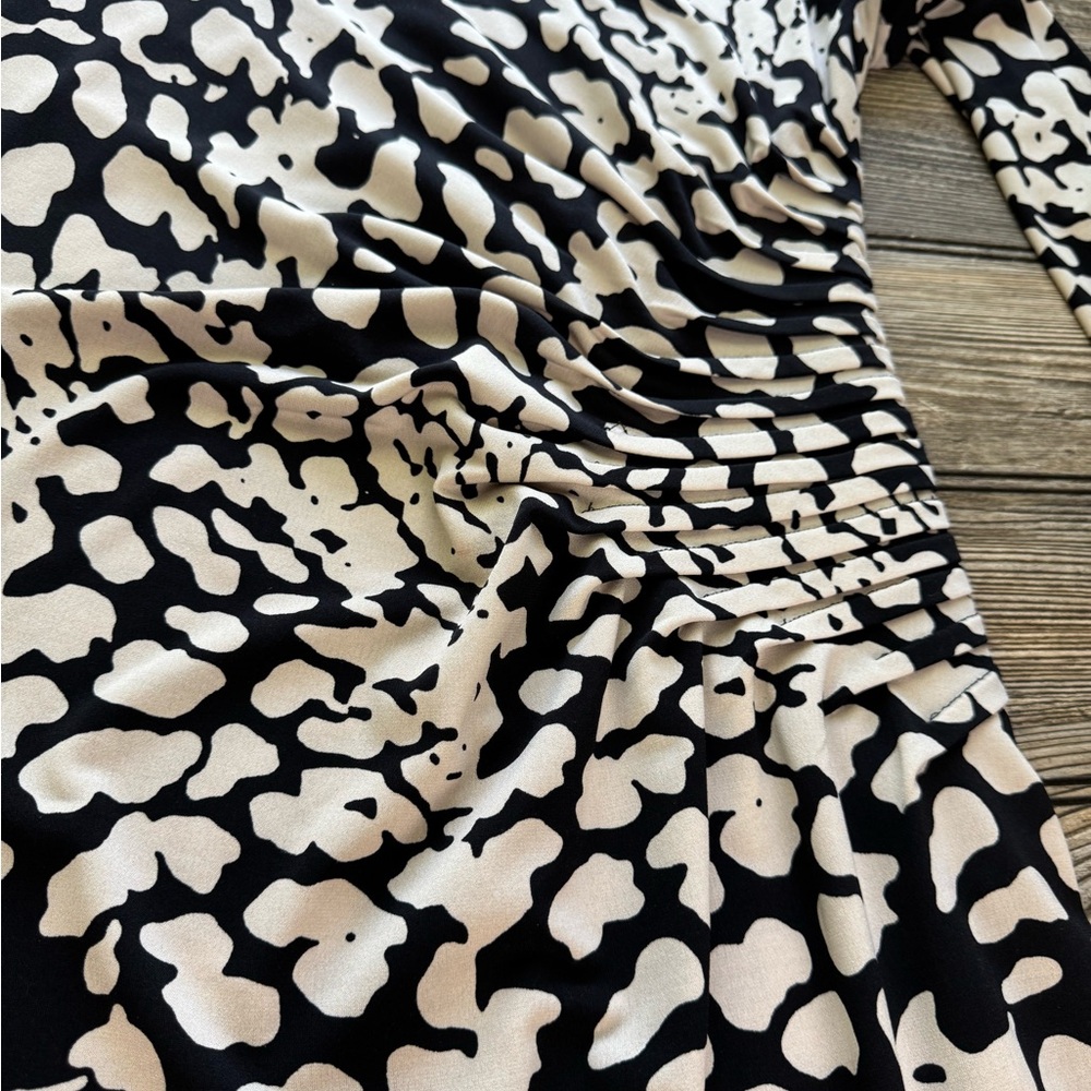 Calvin Klein Black and Cream Long Sleeve Dress Size 4 - Picture 11 of 14